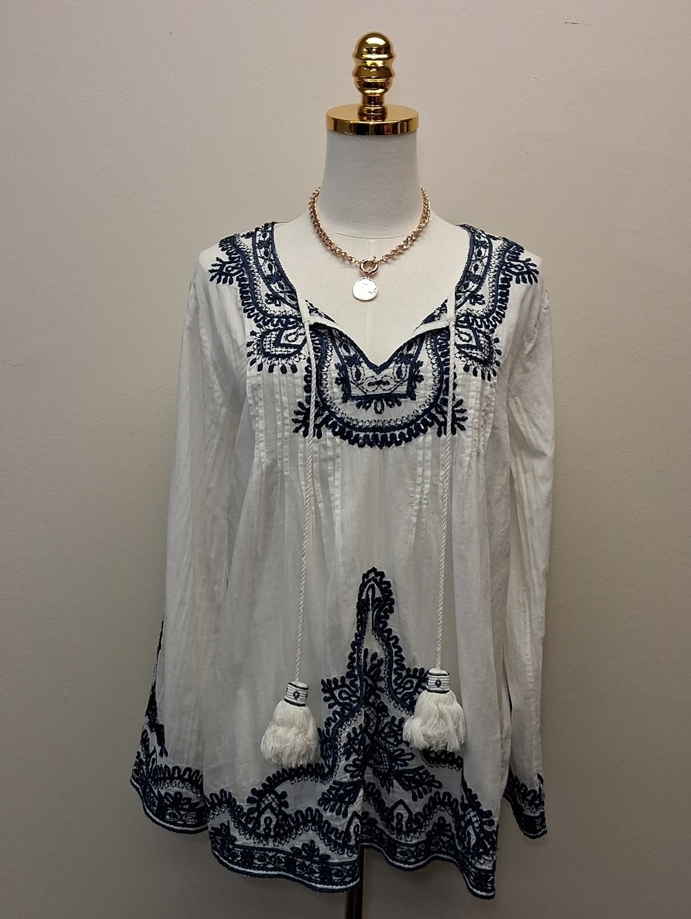 Max Edition Embroidered Tunic Top Tassel Tie Boho White Navy Size Small